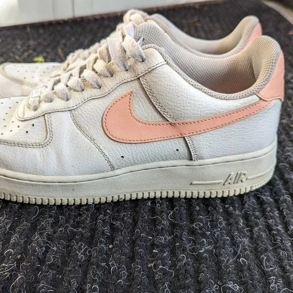 ๐HP๐ Nike Air Force 1 Low Leather Trainers AH0287-102 Oracle Pink - Picture 4 of 12